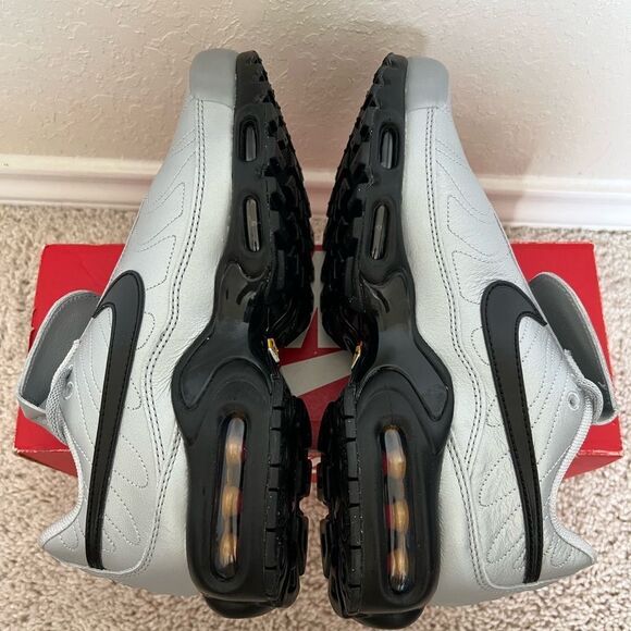 Nike Air Max Plus Tiempo ‘Wolf Grey’ Black Sneakers main image 8